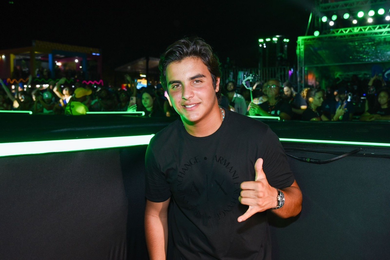 Marcelo Sangalo resgata foto antiga para homenagear Ivete no Dia das Mães; veja