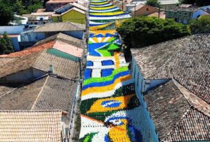 Cidade na Chapada Diamantina chama atenção por decoração junina de quase 20 mil m²
