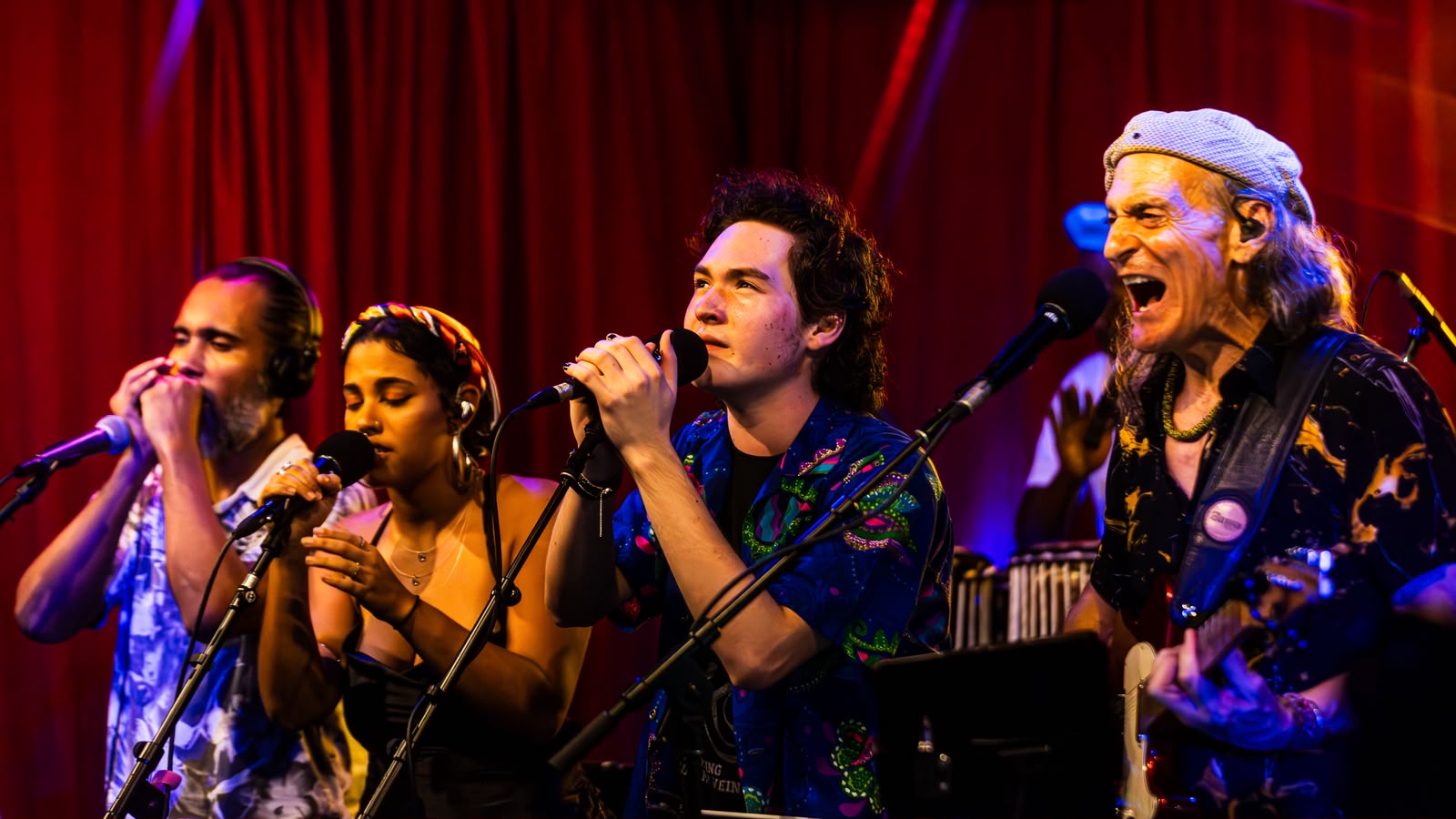 Após turnê internacional, Banda Terráquea apresenta espetáculo inédito em Salvador