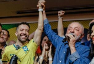 André Janones vai ser retratado em novo documentário de Petra Costa, diretora de “Democracia em Vertigem”